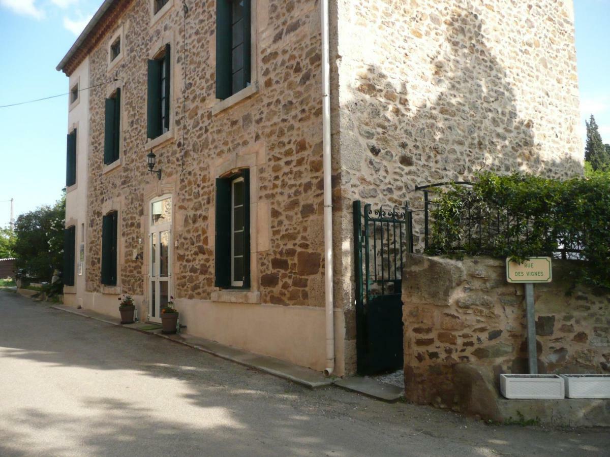 Les Terres Basses Hotel Fabrezan Exterior foto